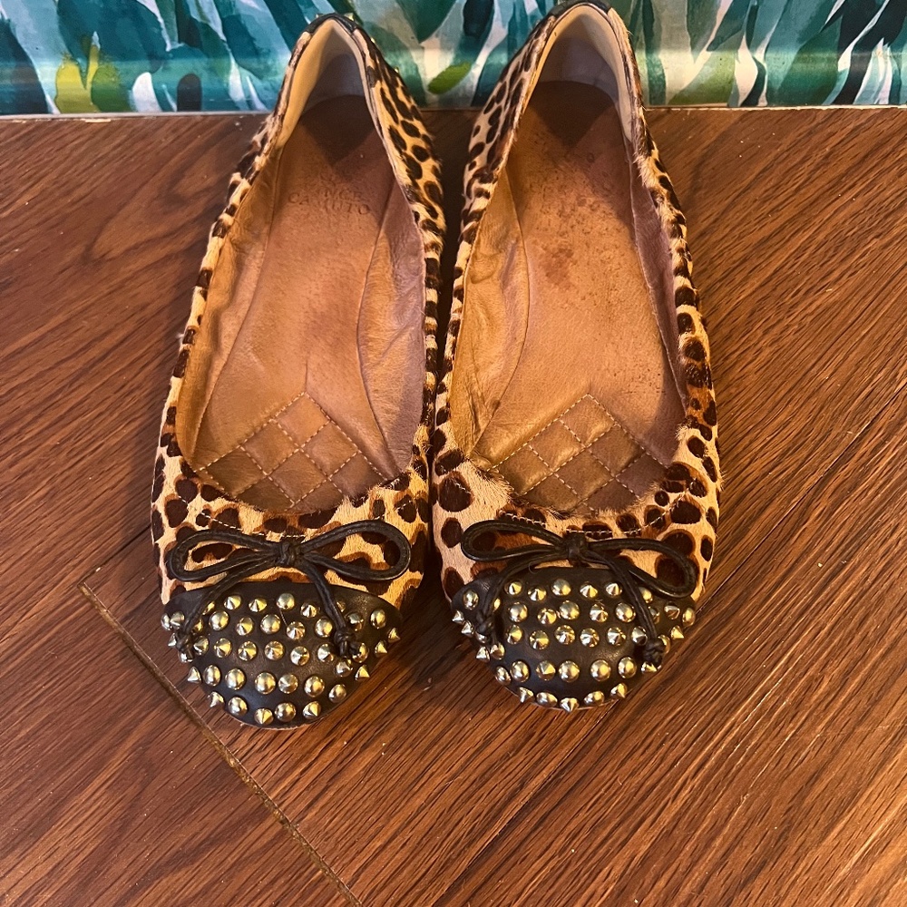 Vince Camuto size  8 1/5